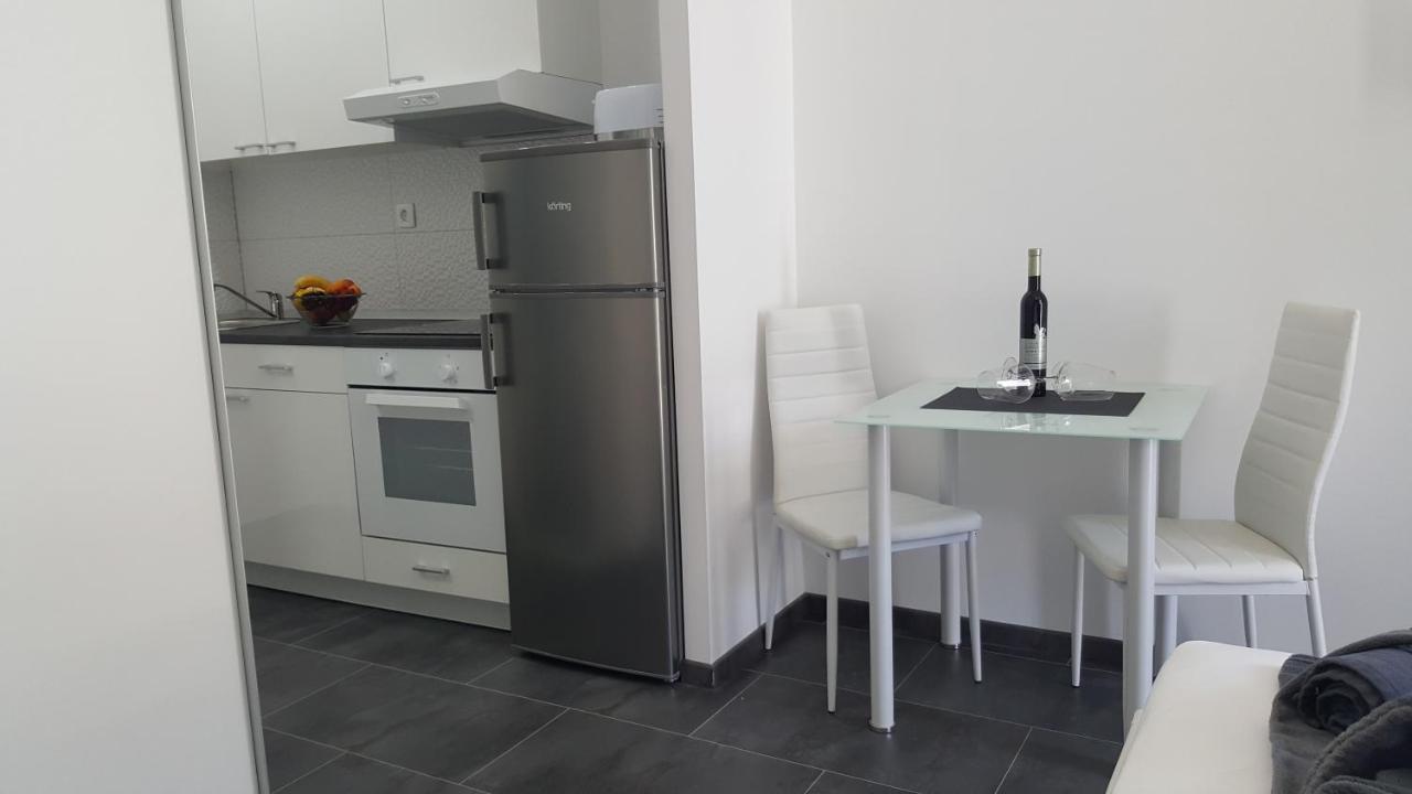 Grey House Lejlighed Makarska Eksteriør billede