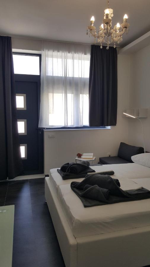 Grey House Lejlighed Makarska Eksteriør billede