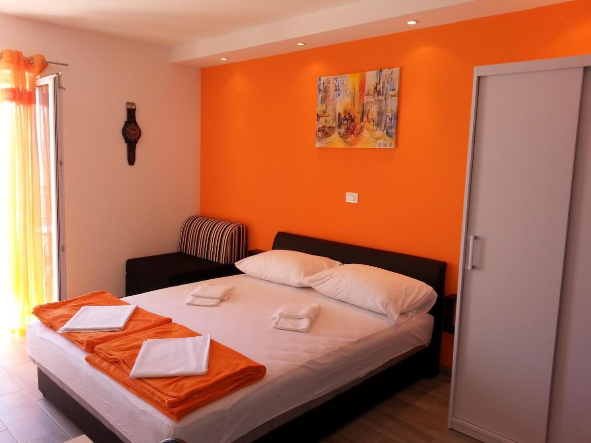 Grey House Lejlighed Makarska Eksteriør billede
