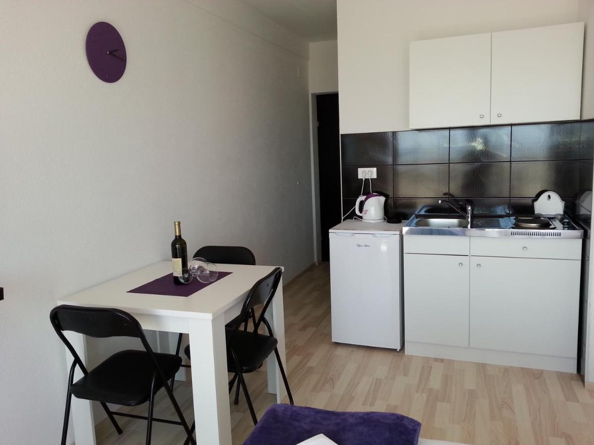 Grey House Lejlighed Makarska Eksteriør billede
