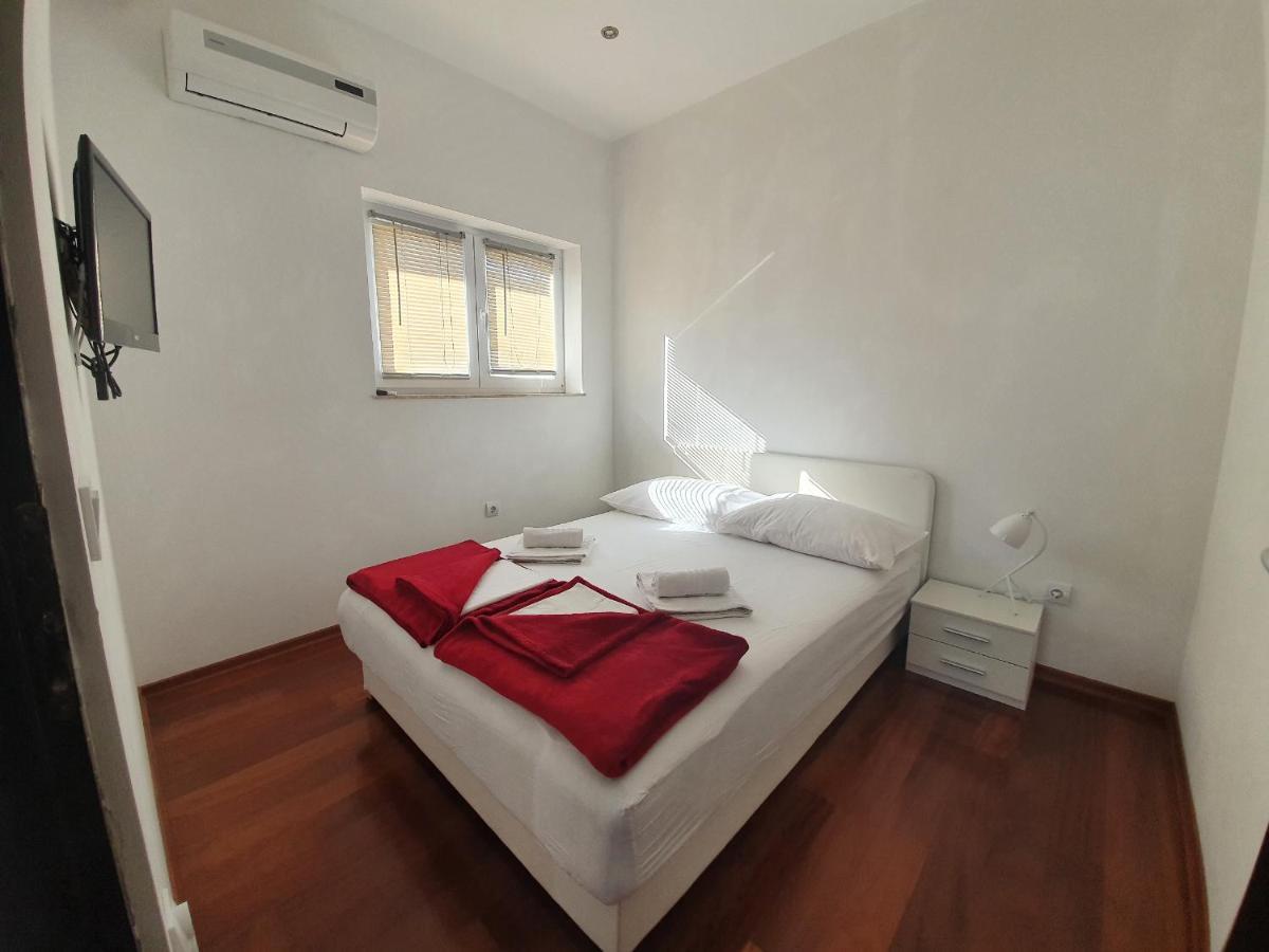 Grey House Lejlighed Makarska Eksteriør billede