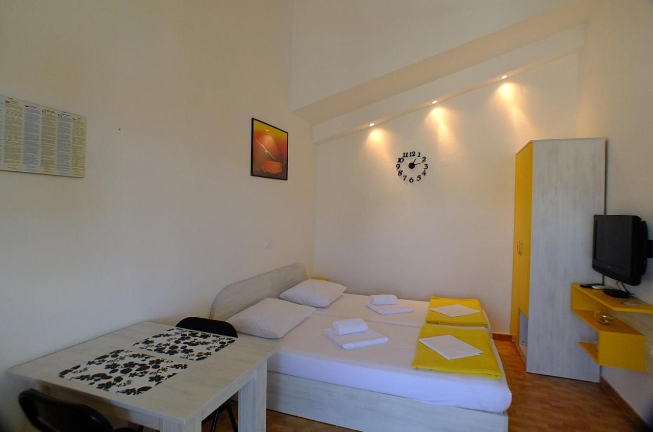 Grey House Lejlighed Makarska Eksteriør billede