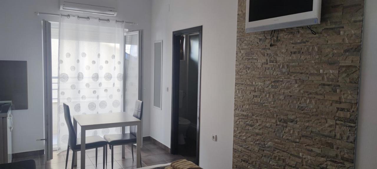 Grey House Lejlighed Makarska Eksteriør billede